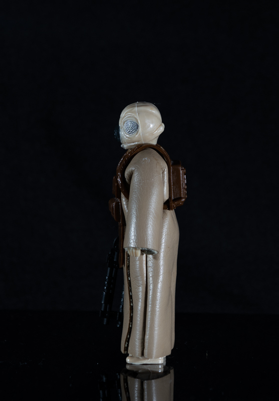 4-Lom - Bounty Hunter